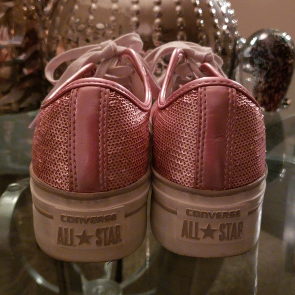 Pink sequined sneakers - Picture 3 of 3